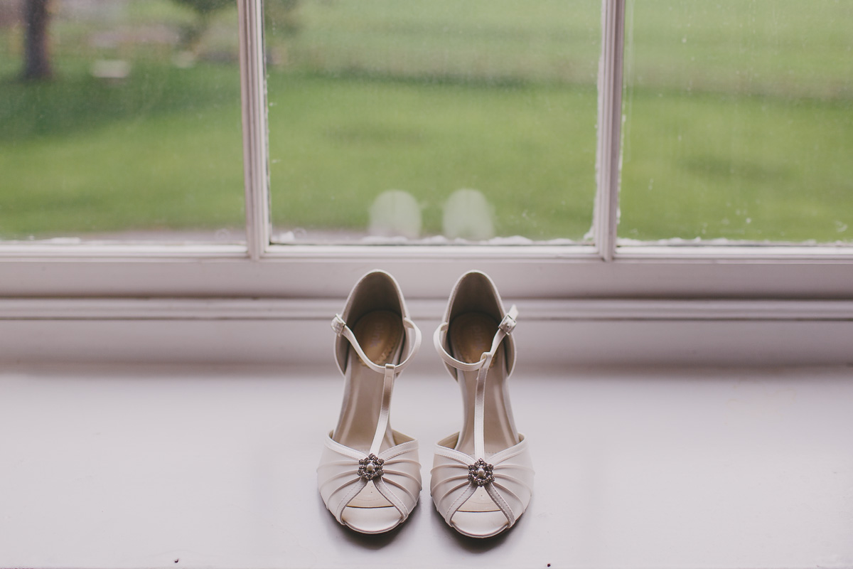 Eastington Park Wedding_Ally_and_Gary_Scuffins_Photography_033