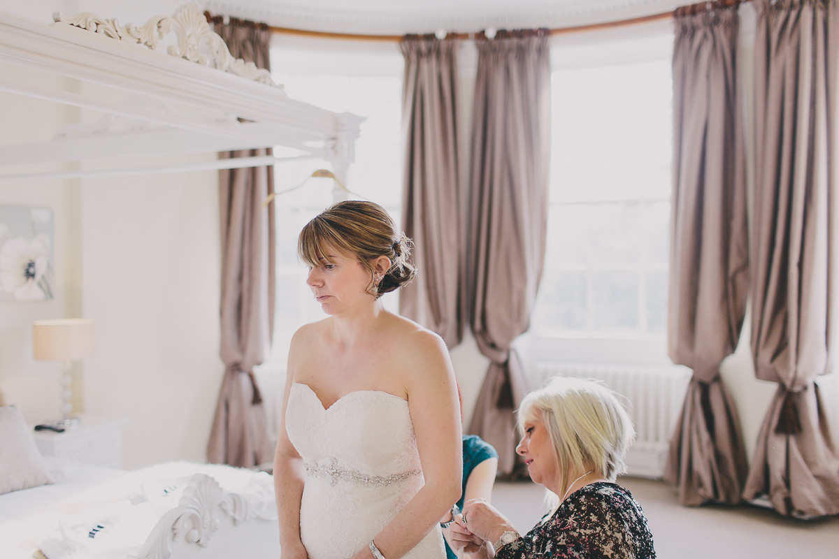 Eastington Park Wedding_Ally_and_Gary_Scuffins_Photography_042