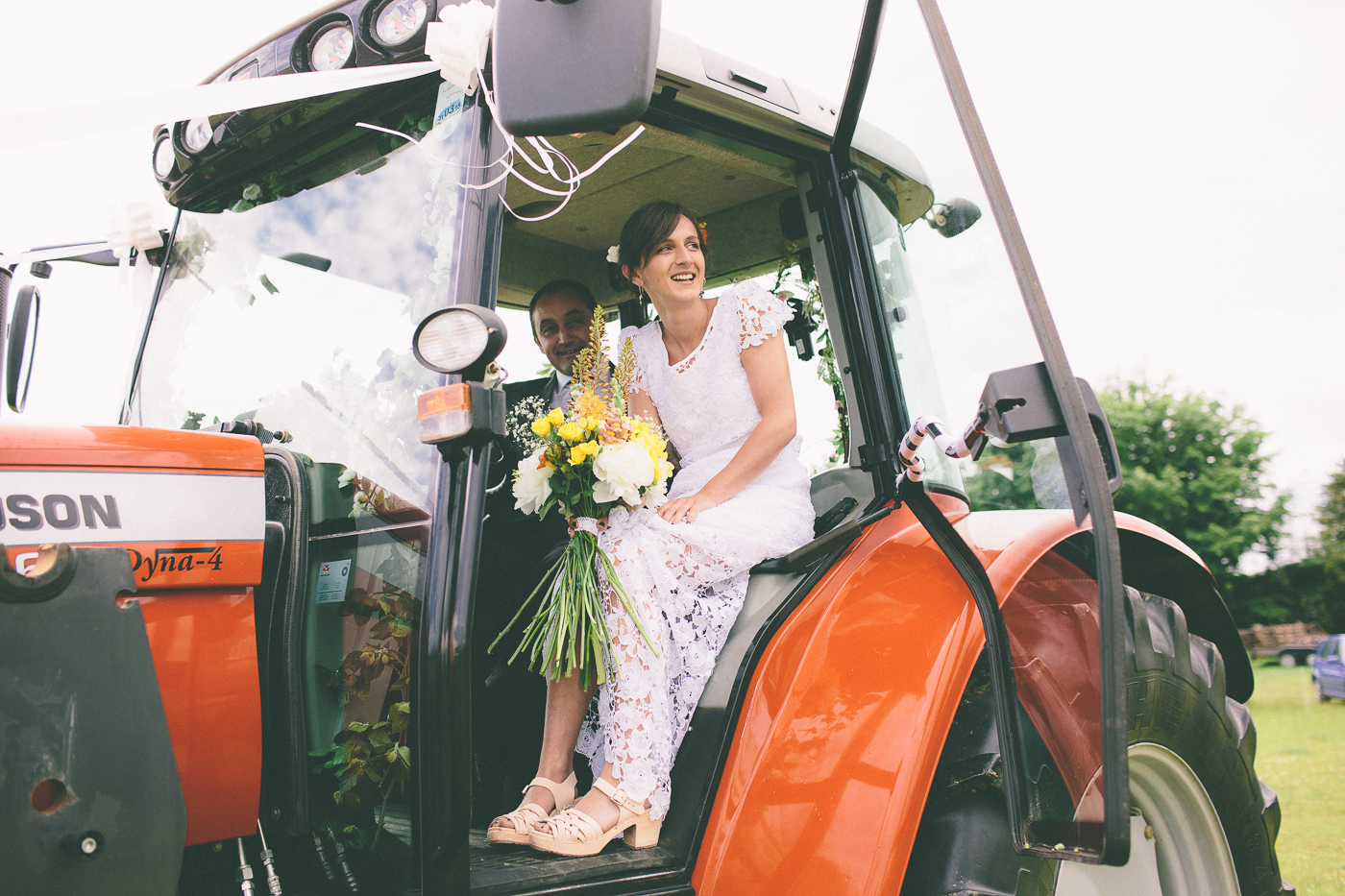 Naomi + Jack Rustic Yurt Summer Wedding Evesham Scuffins Photography 044 Wedding | Naomi + Jack | Evesham Scuffins Photography | http://www.scuffinsphotography.com