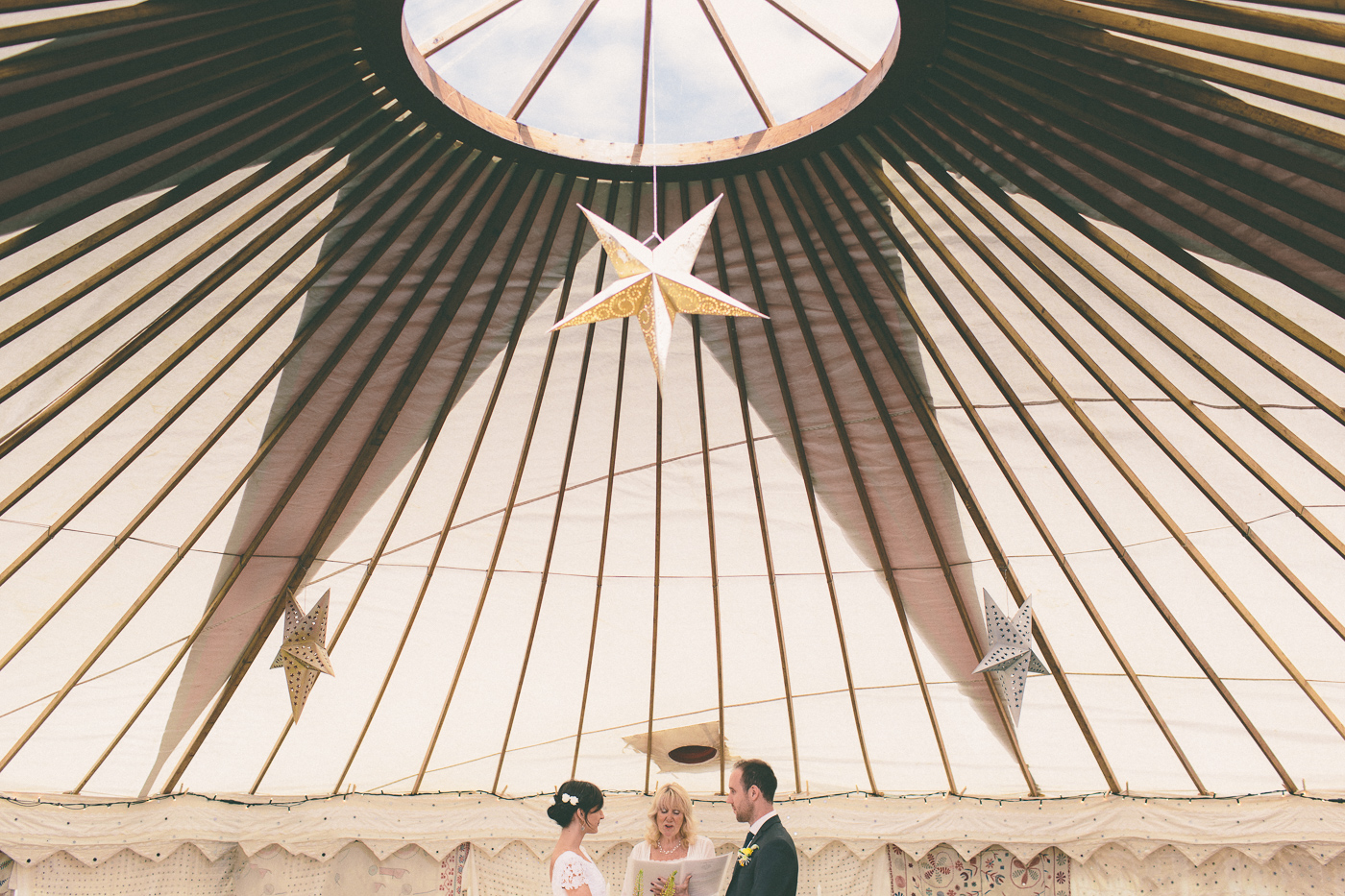 Naomi + Jack Rustic Yurt Summer Wedding Evesham Scuffins Photography 051 Wedding | Naomi + Jack | Evesham Scuffins Photography | http://www.scuffinsphotography.com