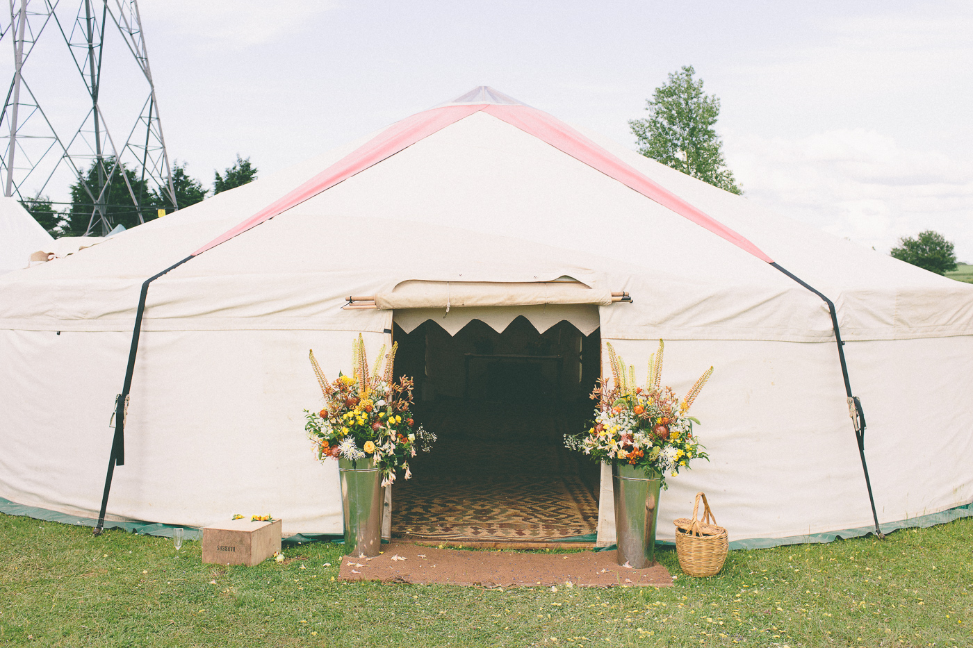 Naomi + Jack Rustic Yurt Summer Wedding Evesham Scuffins Photography 097 Wedding | Naomi + Jack | Evesham Scuffins Photography | http://www.scuffinsphotography.com