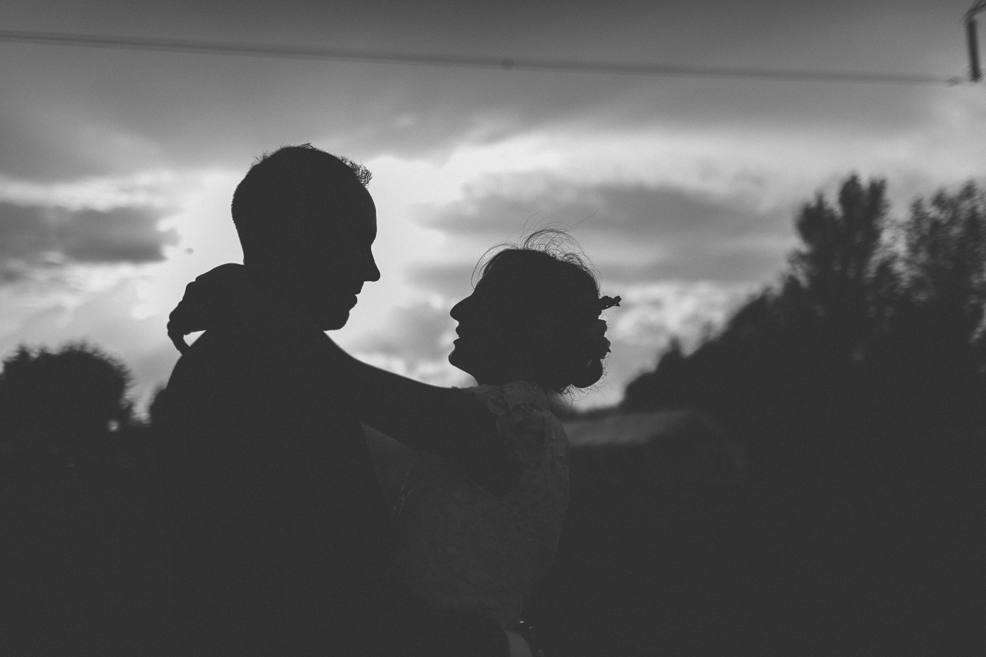 Naomi + Jack Rustic Yurt Summer Wedding Evesham Scuffins Photography 115 Wedding | Naomi + Jack | Evesham Scuffins Photography | http://www.scuffinsphotography.com