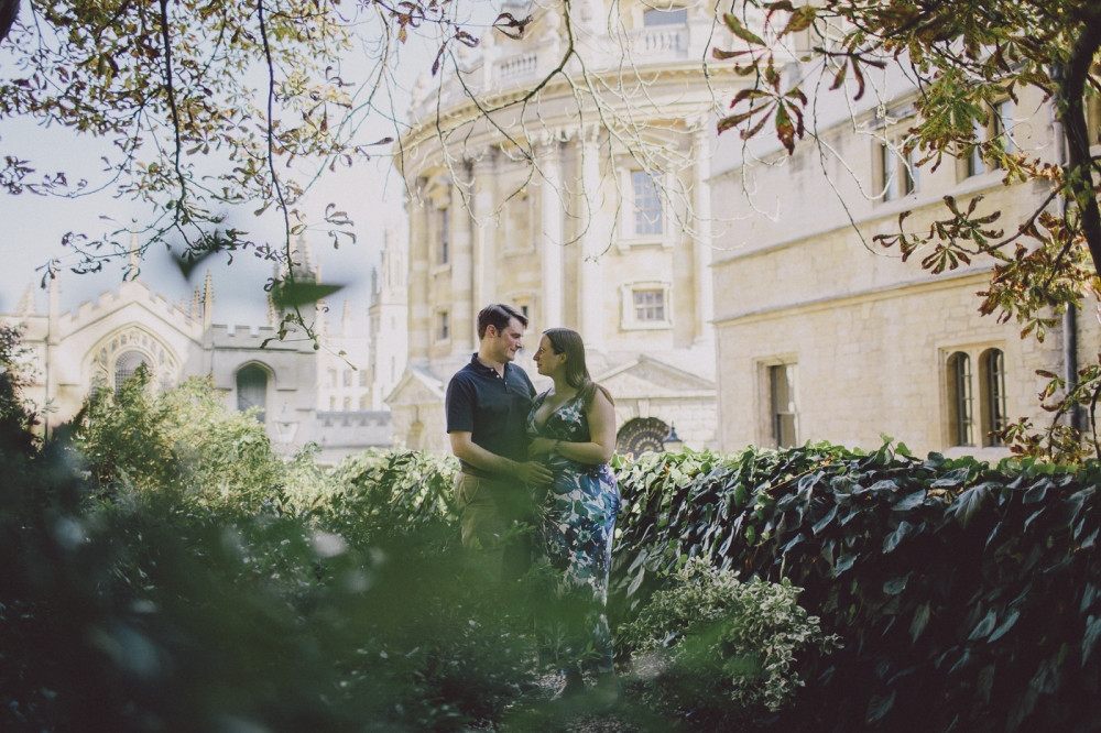 Katie Ed Oxford Couples Shoot Scuffins Photography 002 Engagement | Katie + Ed | Secret Places In Oxford Scuffins Photography | http://www.scuffinsphotography.com