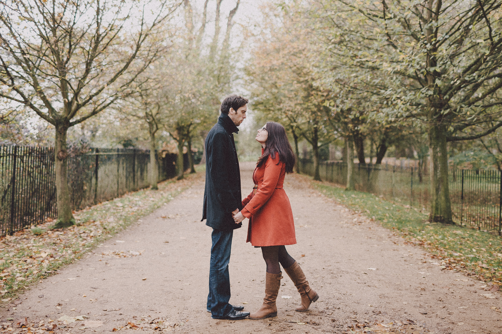 Amy Duncan Oxford Early Morning Autumn Portrait Shoot Scuffins Photography 023 Engagement | Amy + Duncan | Oxford Scuffins Photography | http://www.scuffinsphotography.com