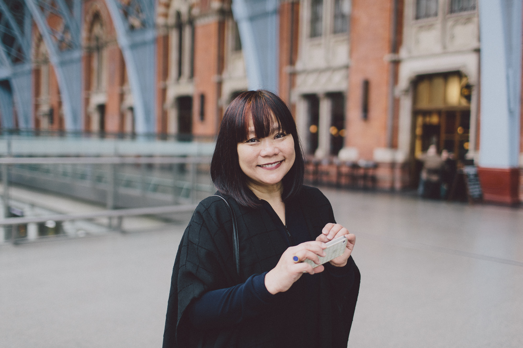 Relaxed Small St Pancras London Wedding Clem + Eric Scuffins Photography 018