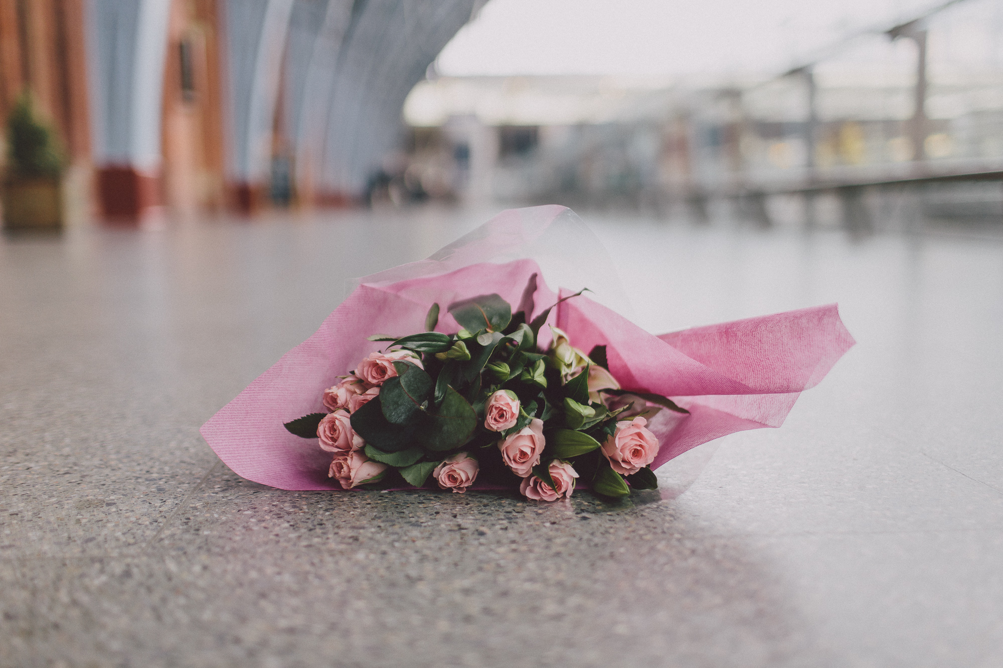 Relaxed Small St Pancras London Wedding Clem + Eric Scuffins Photography 020