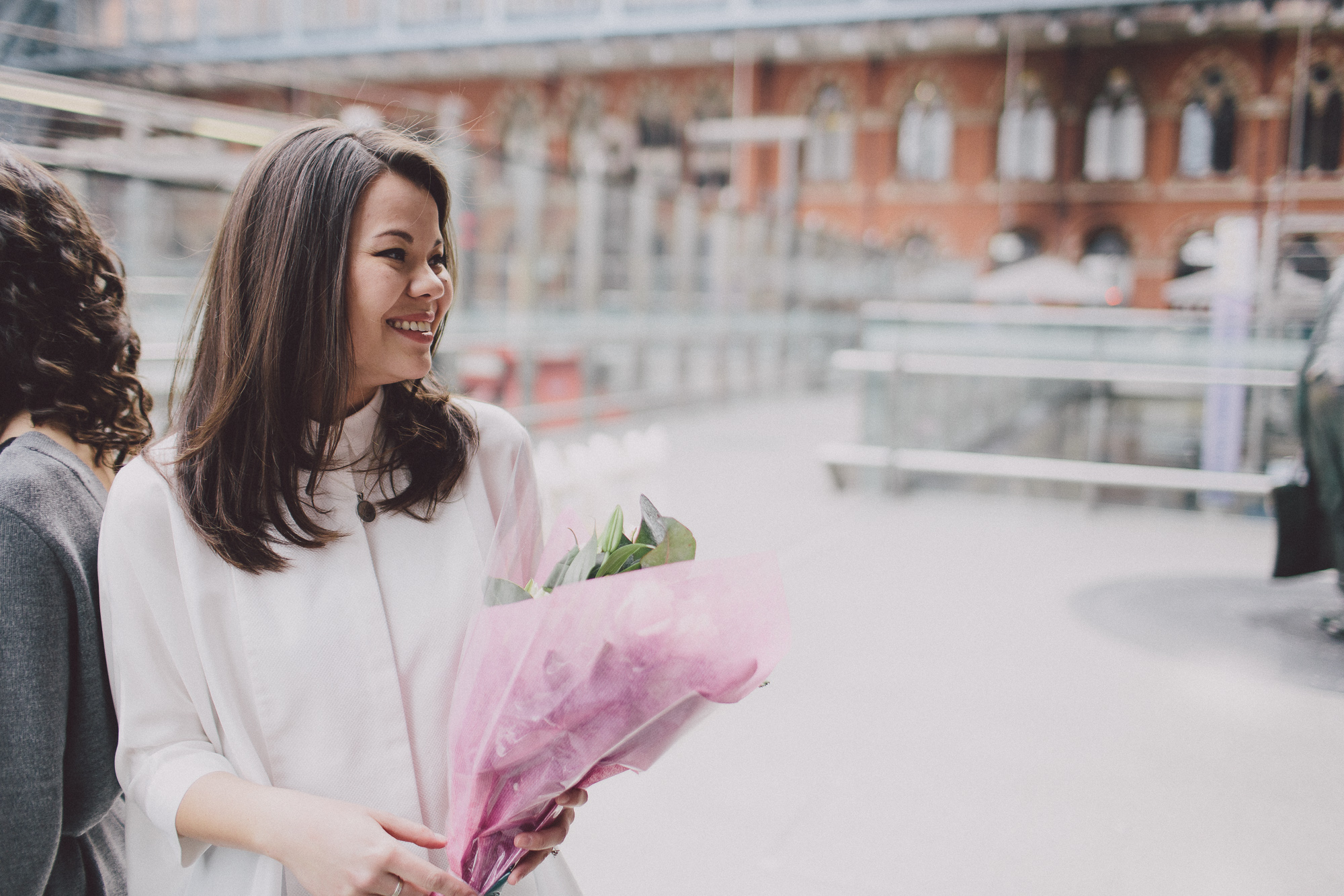 Relaxed Small St Pancras London Wedding Clem + Eric Scuffins Photography 022