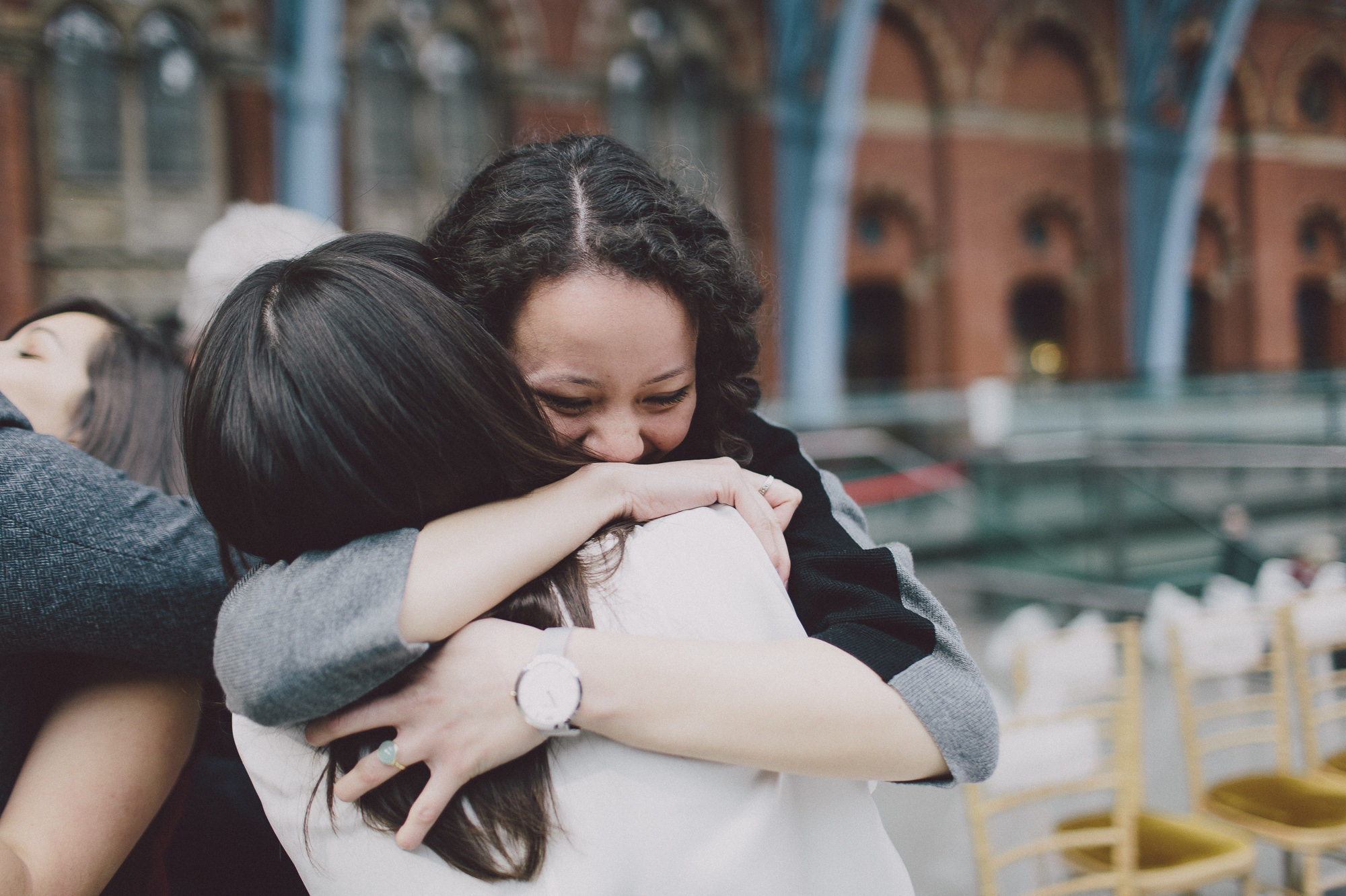 Relaxed Small St Pancras London Wedding Clem + Eric Scuffins Photography 033