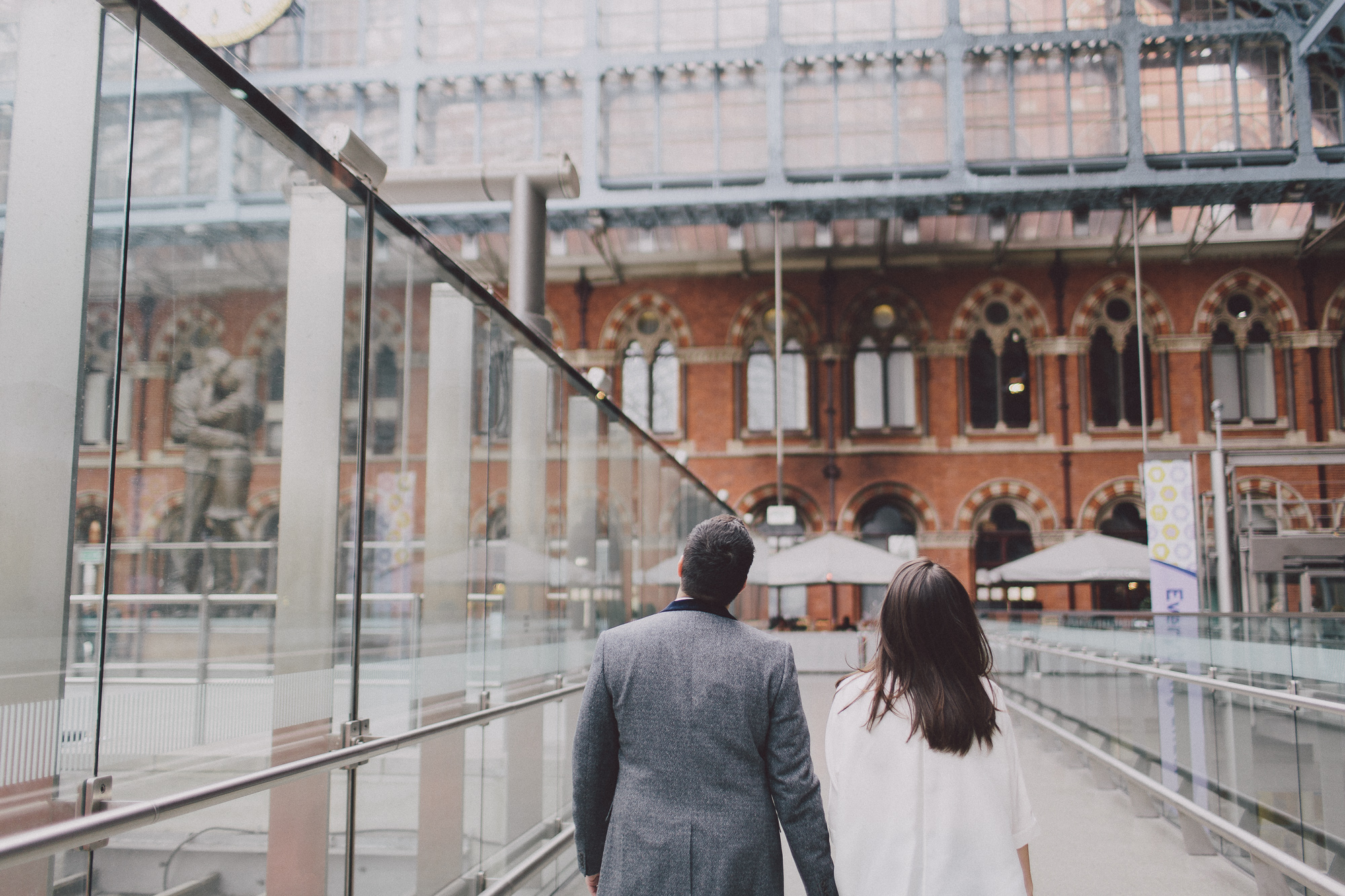 Relaxed Small St Pancras London Wedding Clem + Eric Scuffins Photography 041