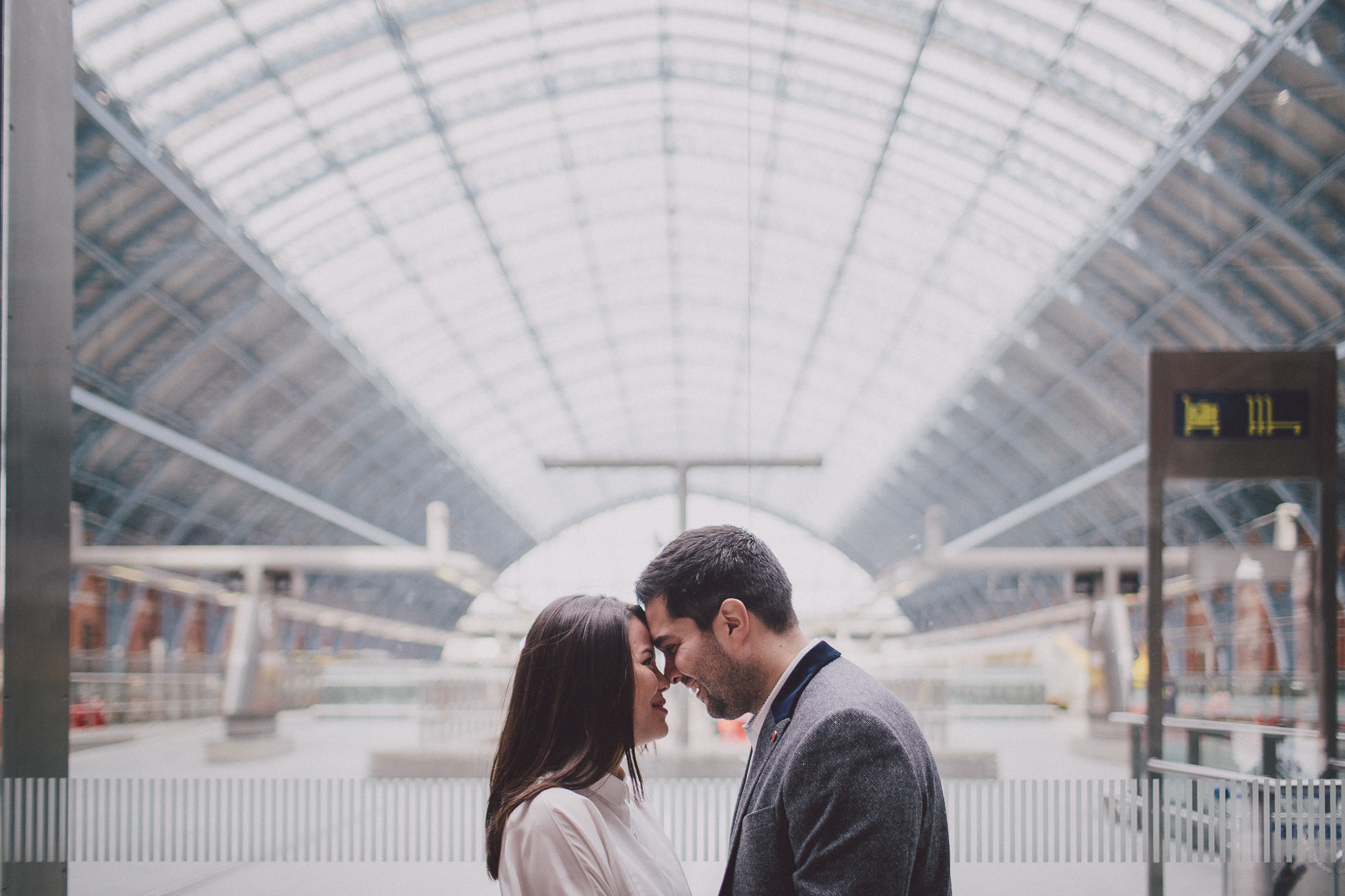 Relaxed Small St Pancras London Wedding Clem + Eric Scuffins Photography 048