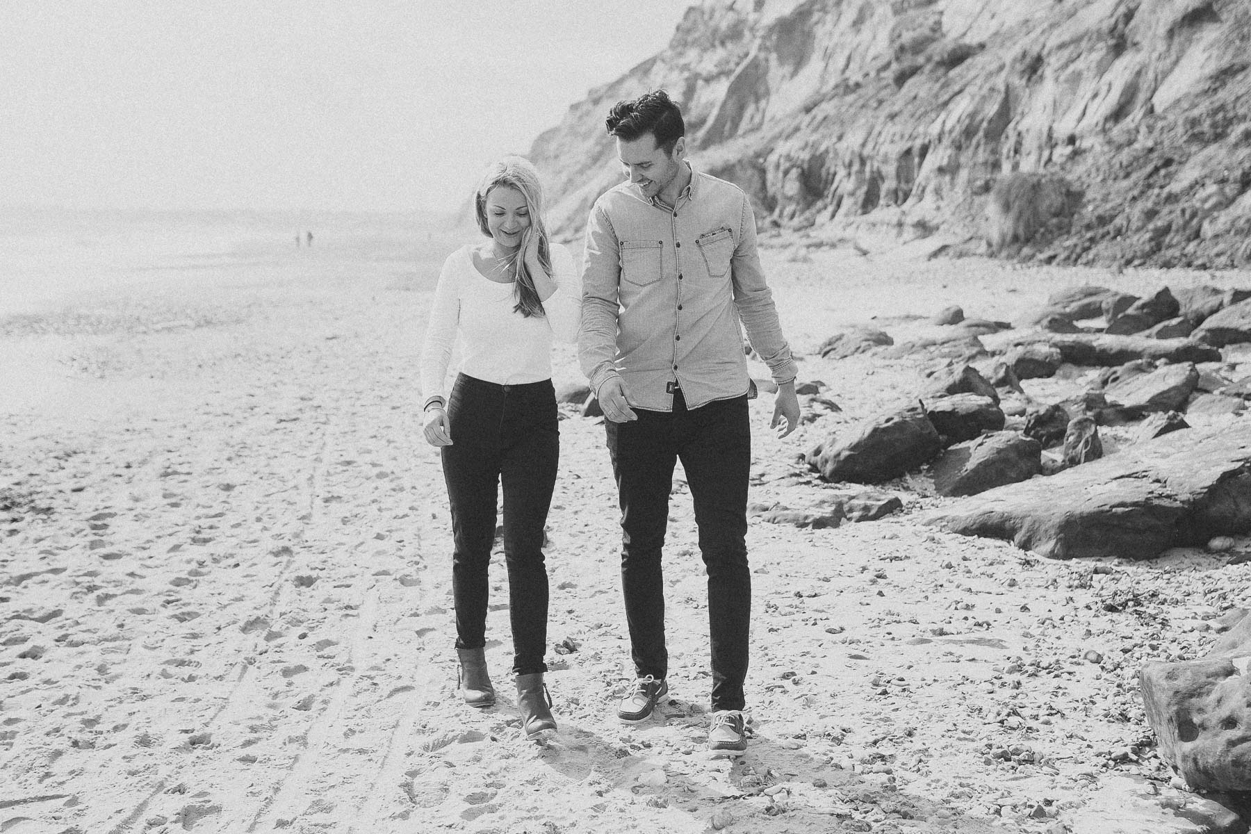 Faye+Dan Christchurch Devon Beach Engagement Photography Scuffins Photography 015