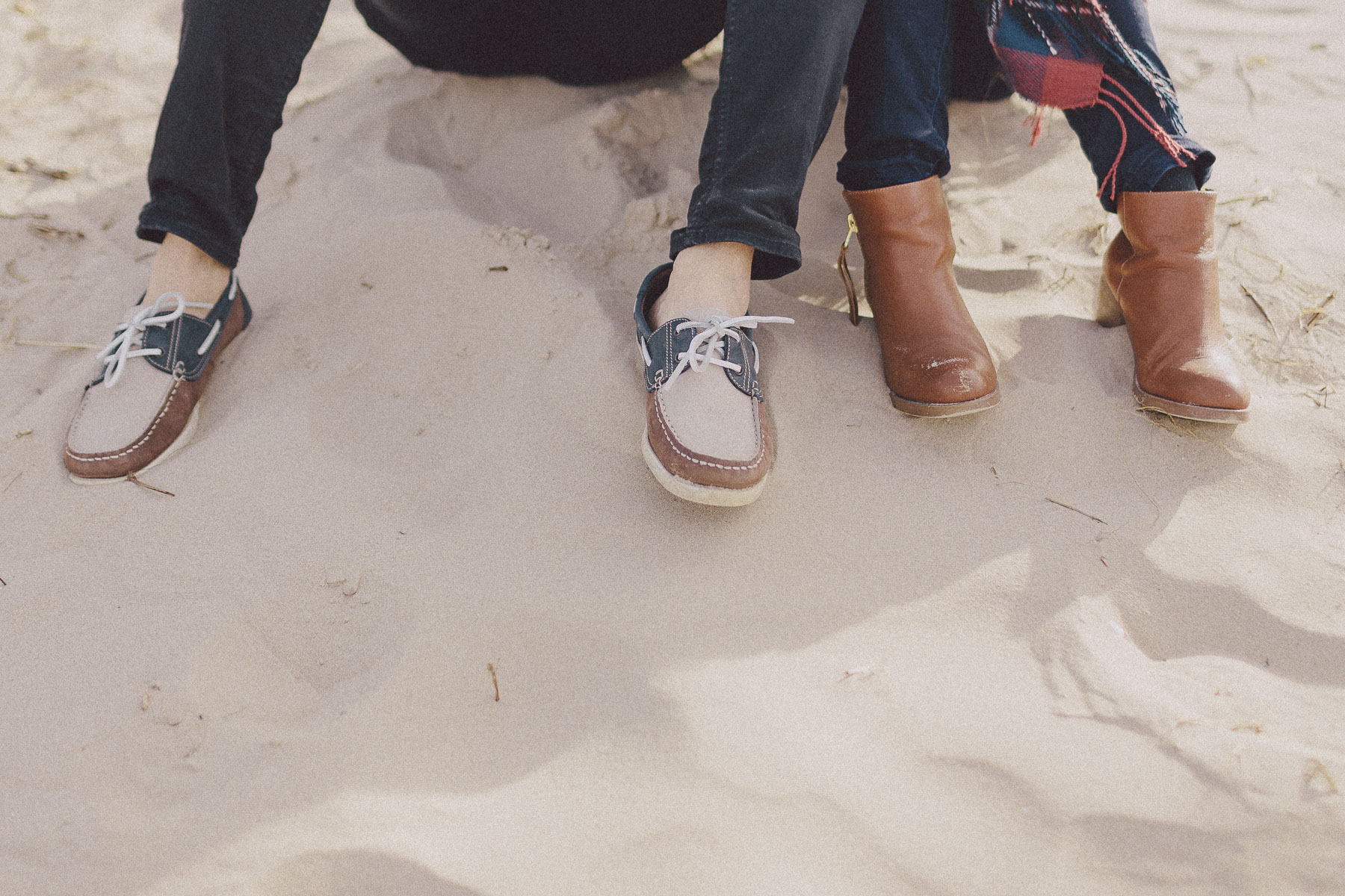 Faye+Dan Christchurch Devon Beach Engagement Photography Scuffins Photography 028