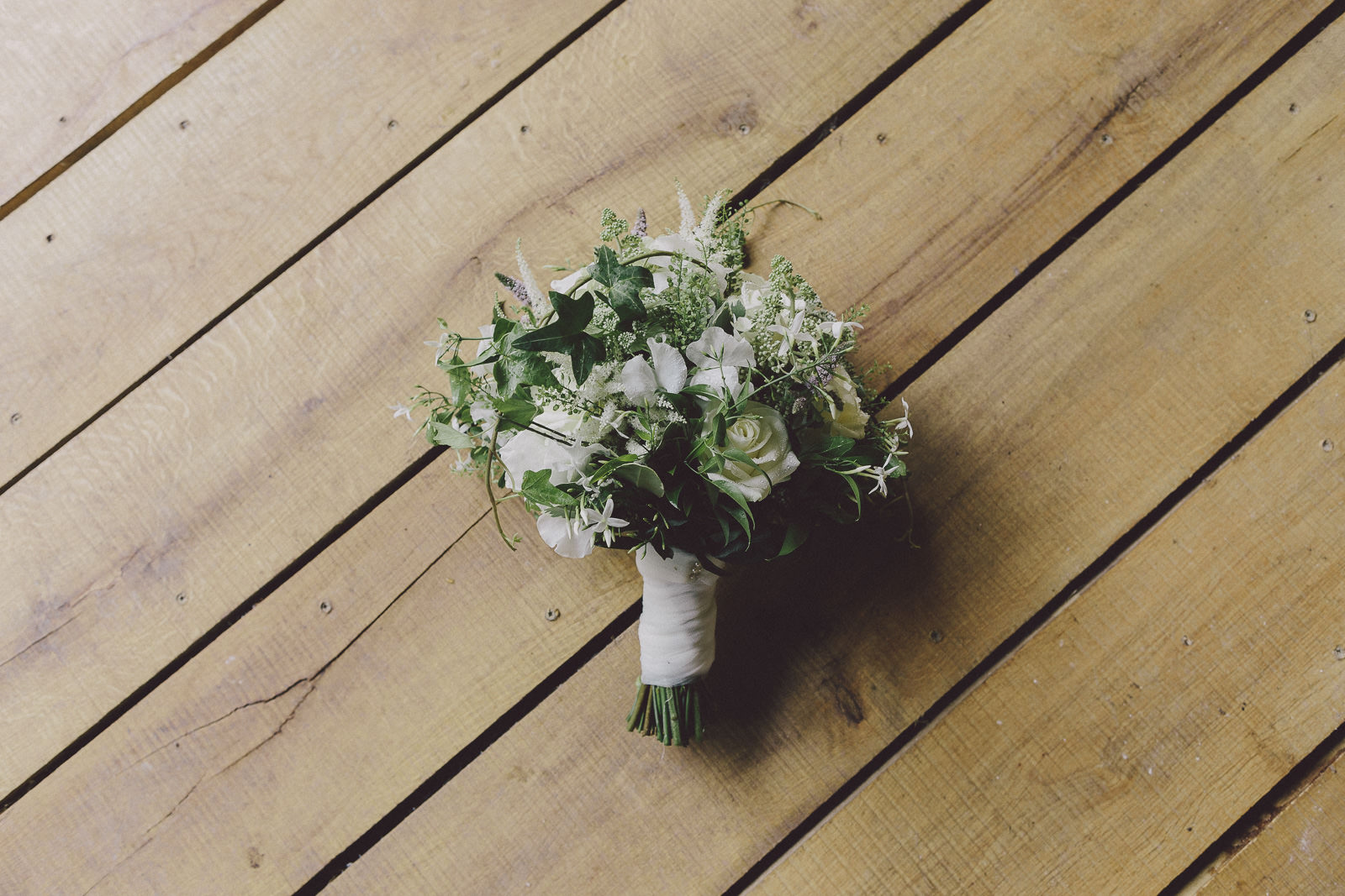 Jen + John Yorkshire Farm Wedding Scuffins Photography 009