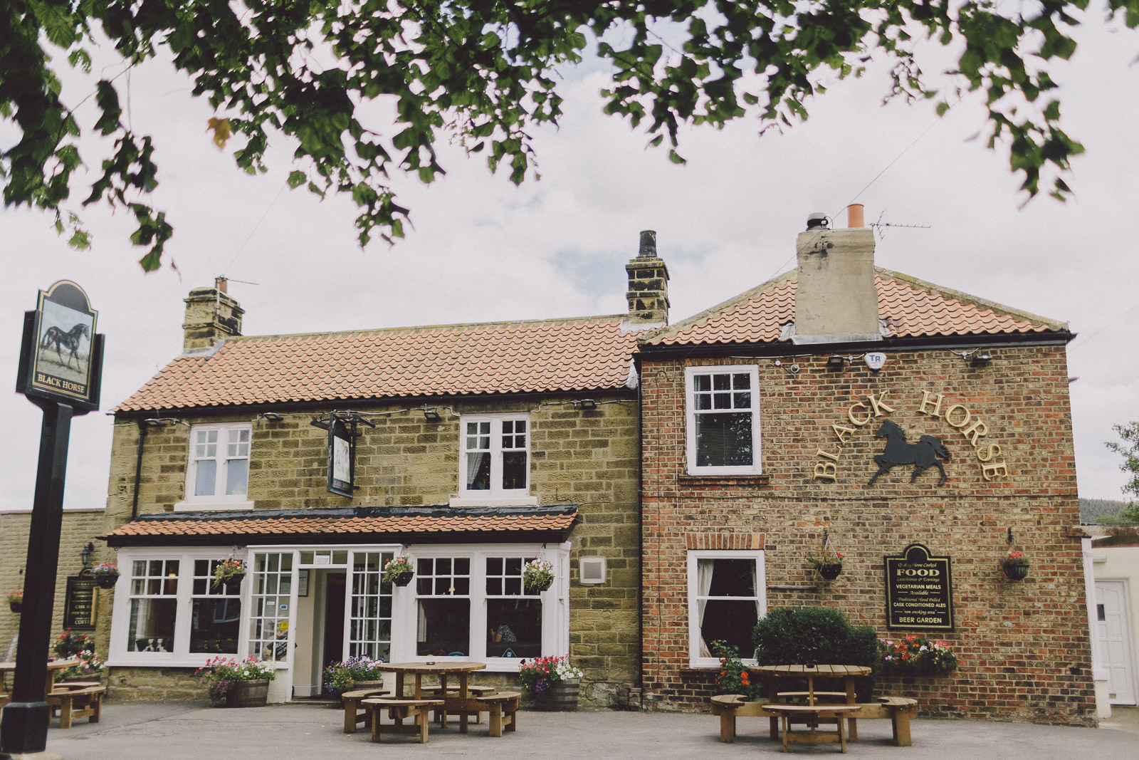 Jen + John Yorkshire Farm Wedding Scuffins Photography 019